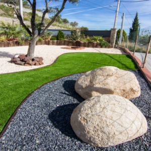 Sunset Natural Stone Triturado Negro Intenso - 8-16mm 20kg bag - Image 3